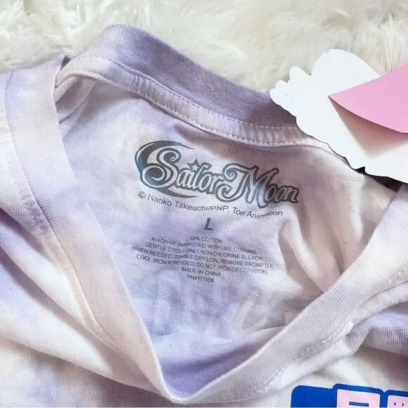 Sailor Moon Lavender Tie-Dye Crop Top - Picture 6 of 6